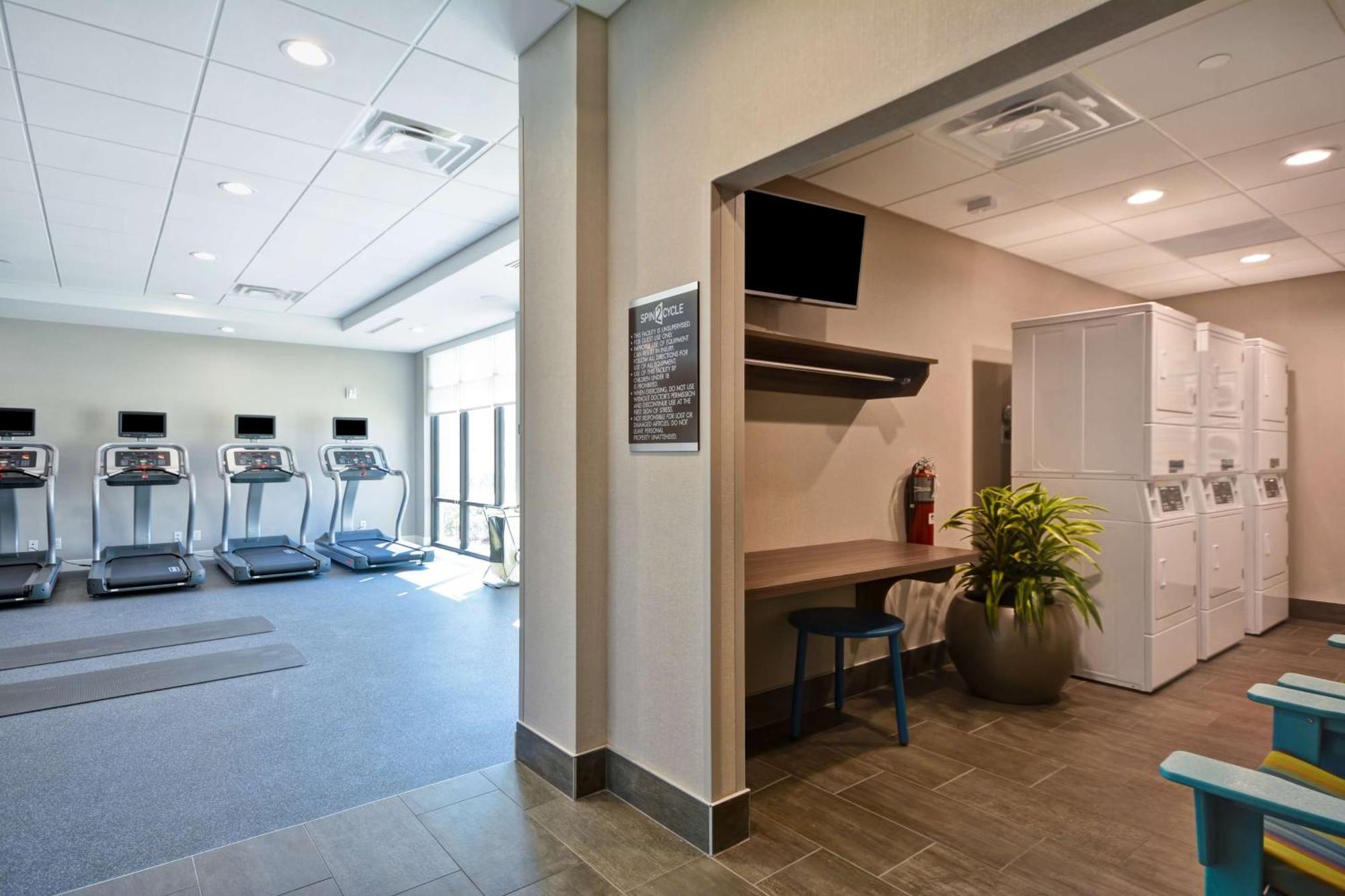 Home2 By Hilton Richardson Hotel 3*