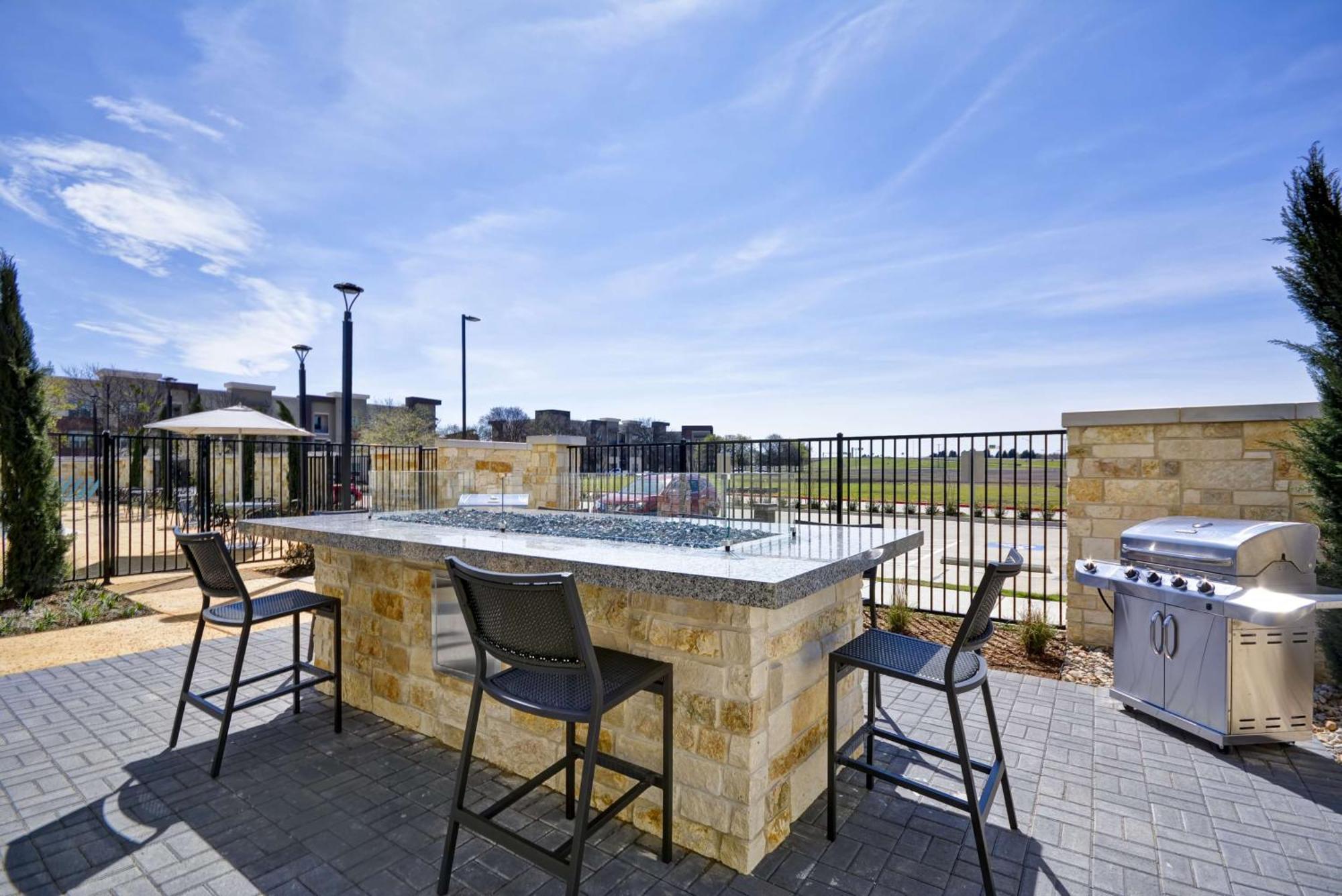 Hotel Home2 By Hilton Richardson 3*